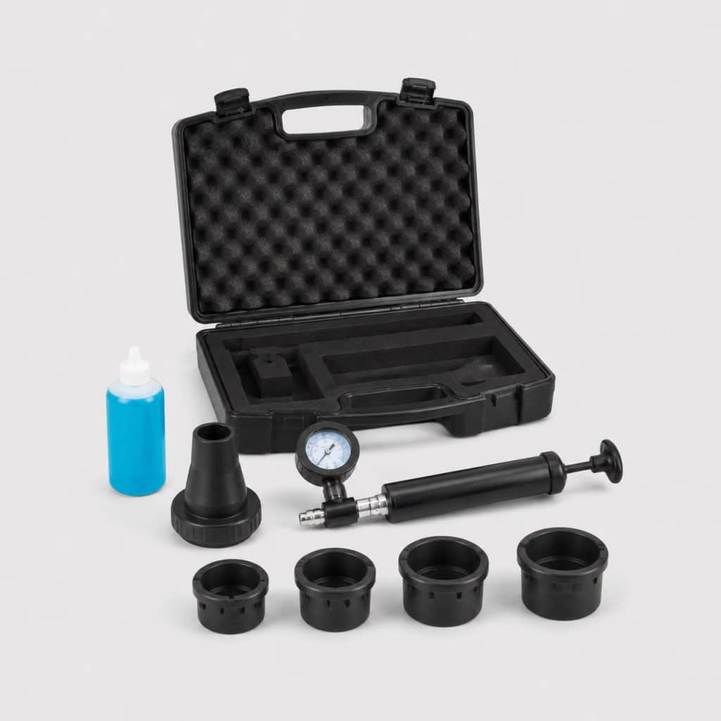 Kit testeur de fuite de joint de culasse sur fond clair